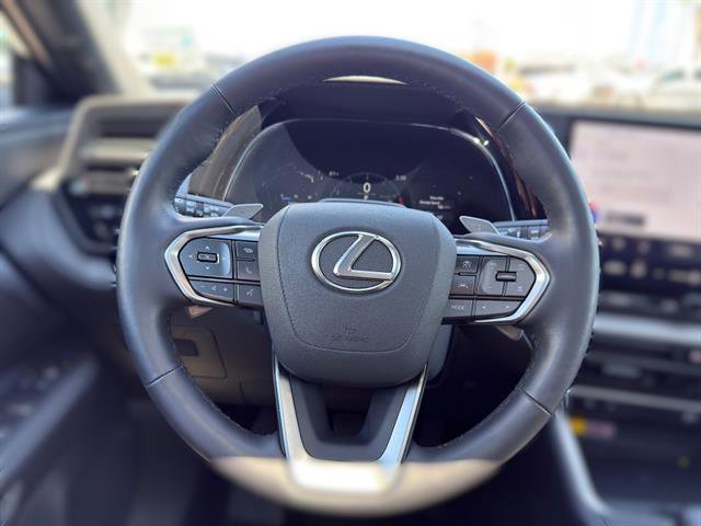 Used 2025 Lexus TX 350 AWD w/ Technology Package image 16