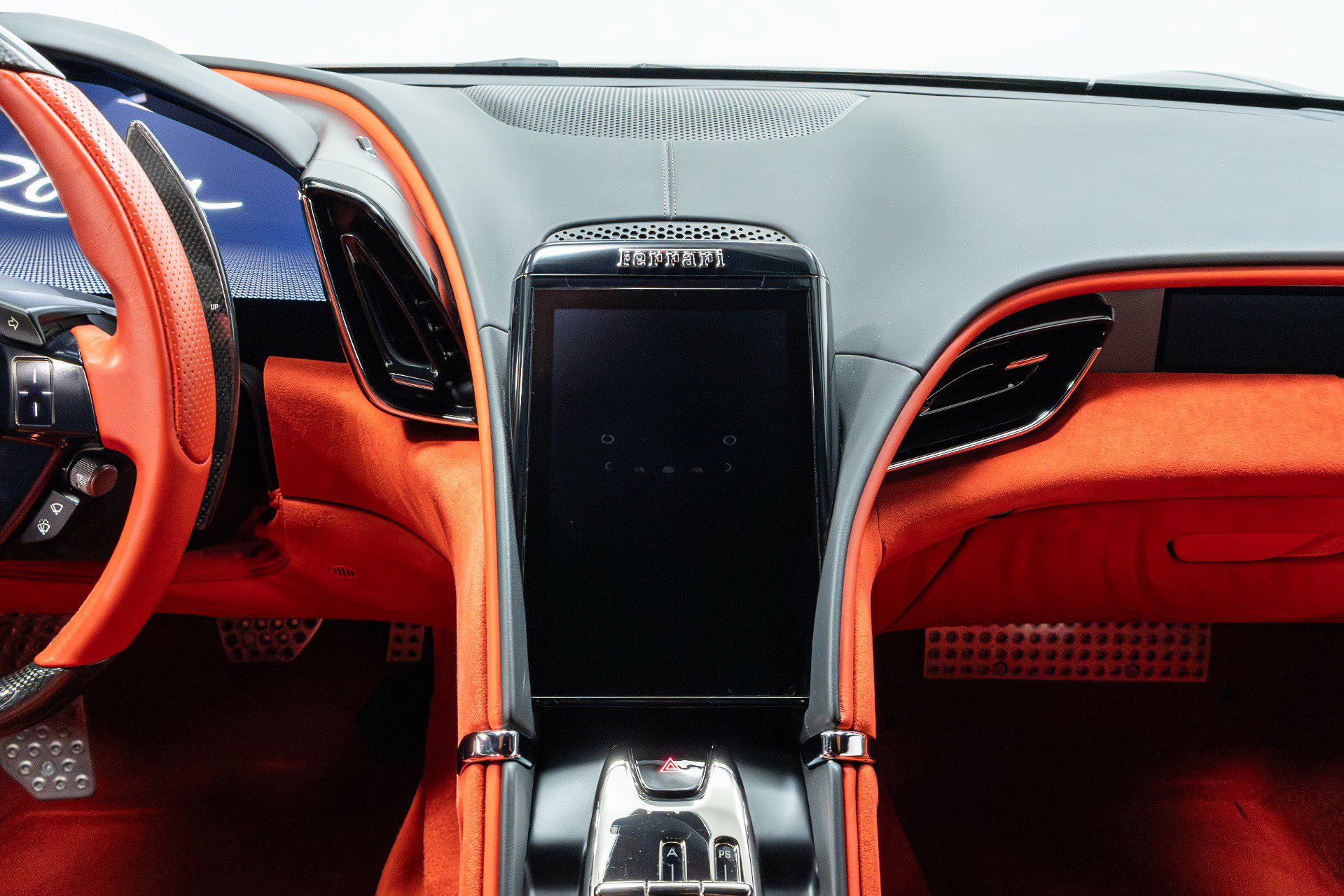 Used 2022 Ferrari Roma image 33