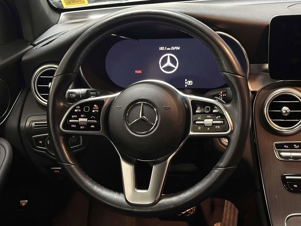 Used 2022 Mercedes-Benz GLC 300 4MATIC image 16