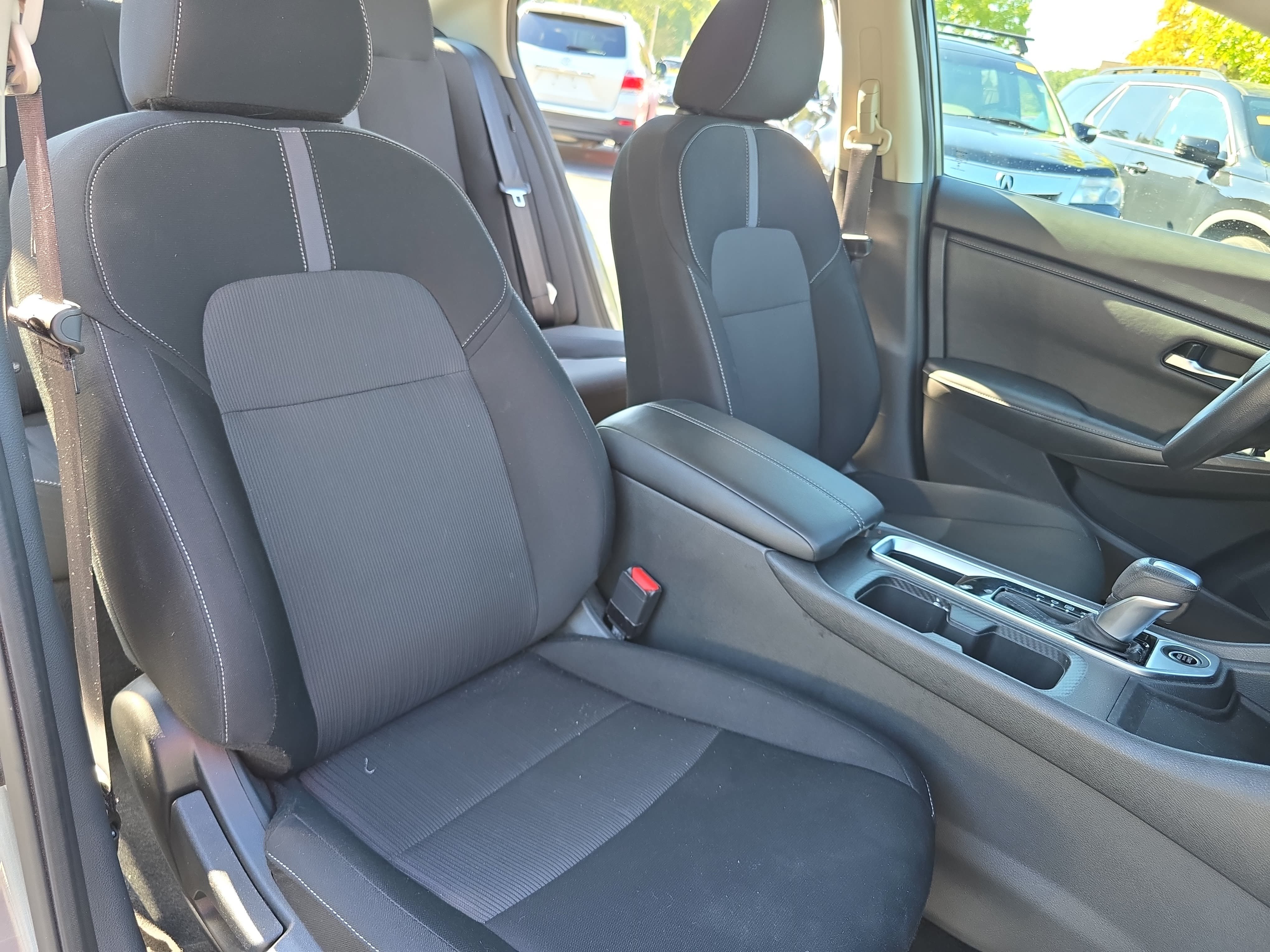 Certified 2024 Nissan Sentra SV FWD image 10