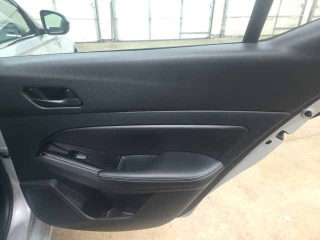 Used 2023 Nissan Altima 2.5 SV image 7