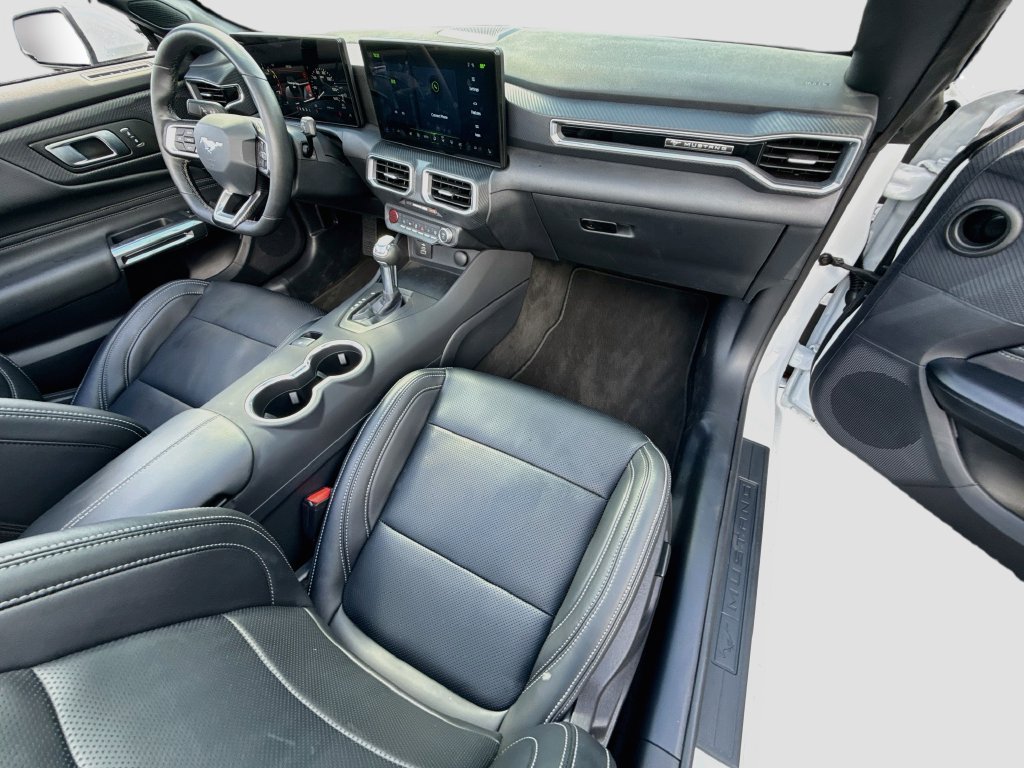 Used 2026 Ford Mustang Premium RWD image 33