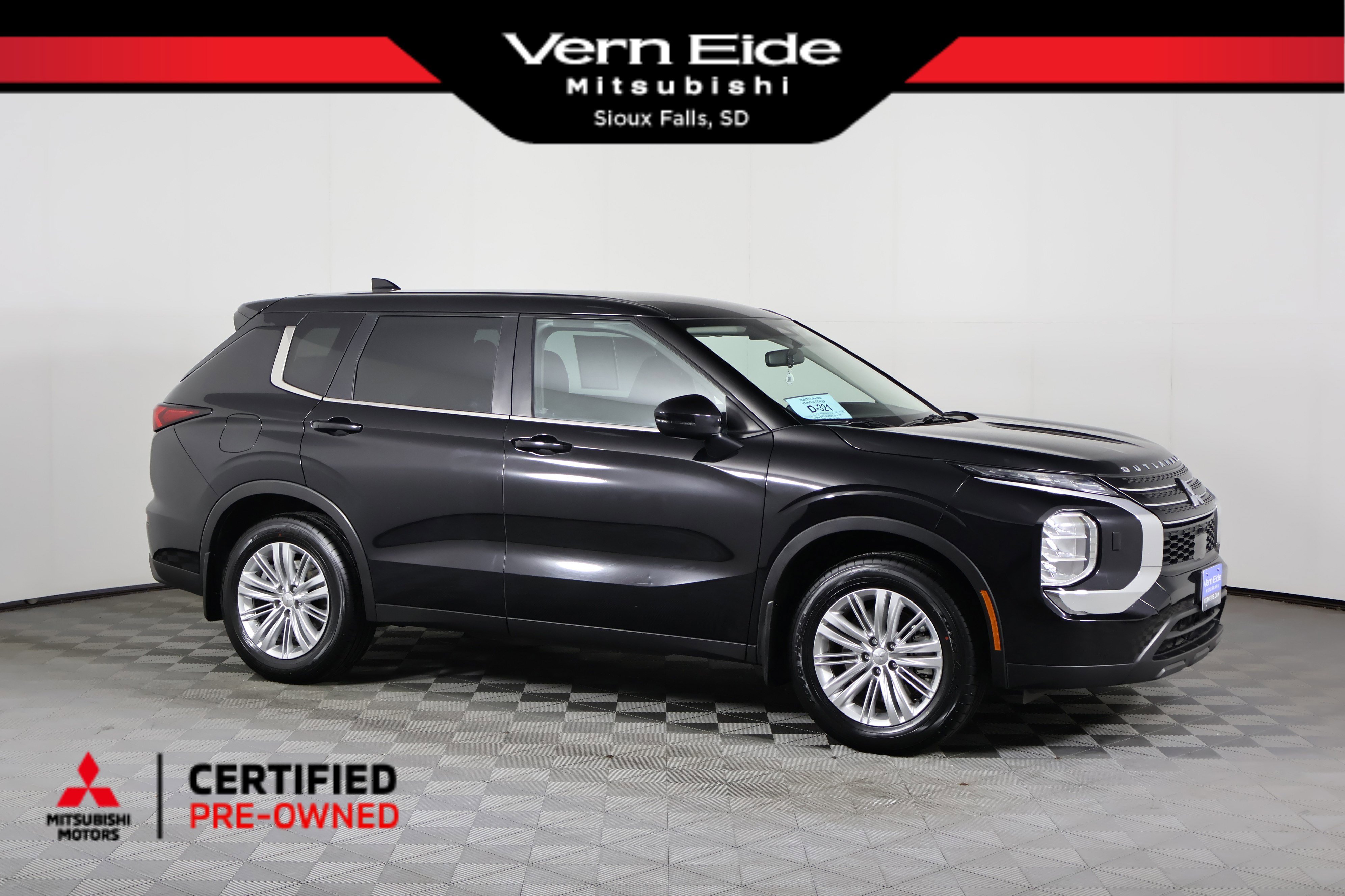Used 2023 Mitsubishi Outlander ES AWD/4WD image 1