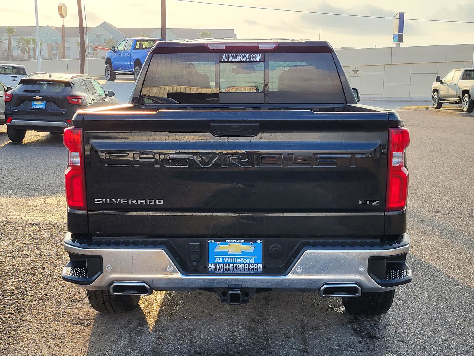 Used 2024 Chevrolet Silverado 1500 LTZ w/ LTZ Convenience Package II image 4