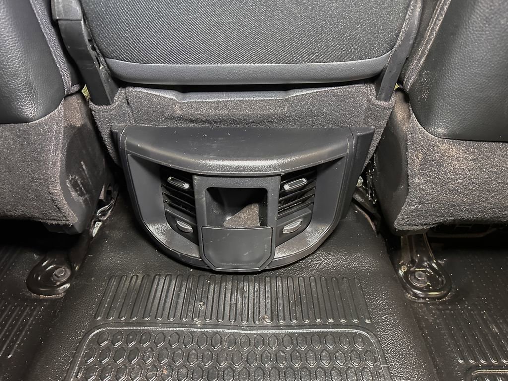 Used 2024 RAM 5500 Tradesman w/ Chrome Appearance Group image 23