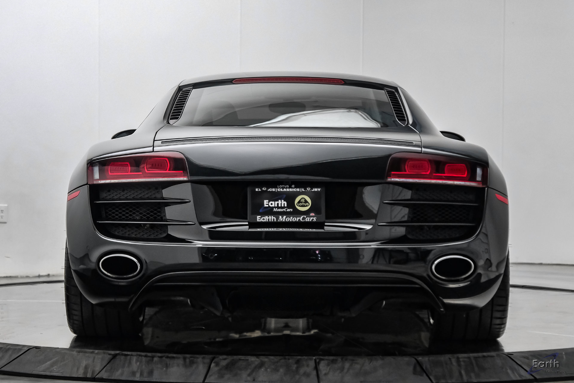 Used 2011 Audi R8 V10 AWD/4WD image 15