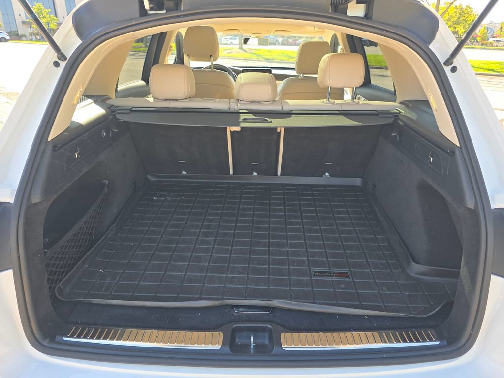 Used 2020 Mercedes-Benz GLC 300 4MATIC image 18