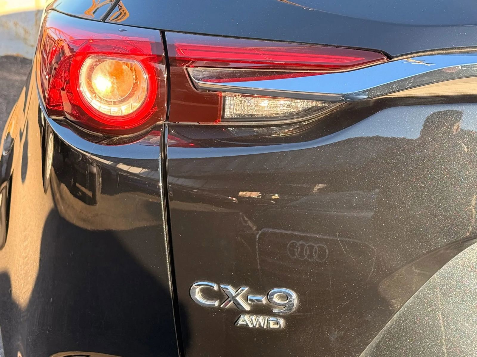 Used 2023 MAZDA CX-9 Touring image 38