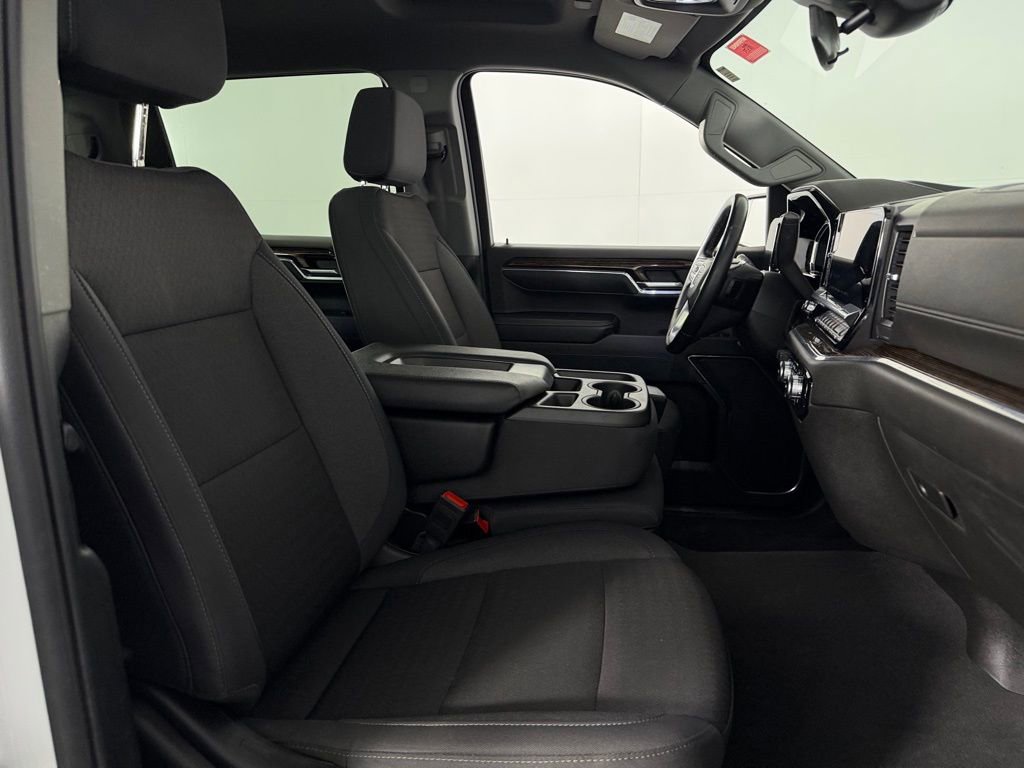 Used 2024 GMC Sierra 1500 SLE w/ X31 Off-Road Package image 30