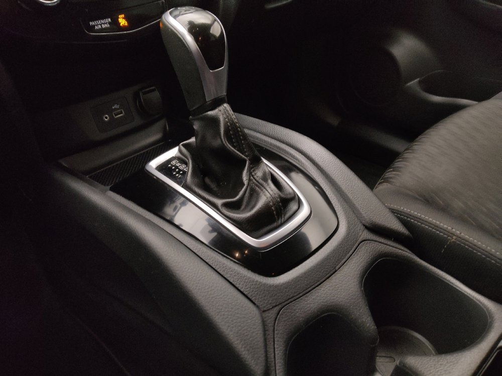 Used 2020 Nissan Rogue SV FWD image 26