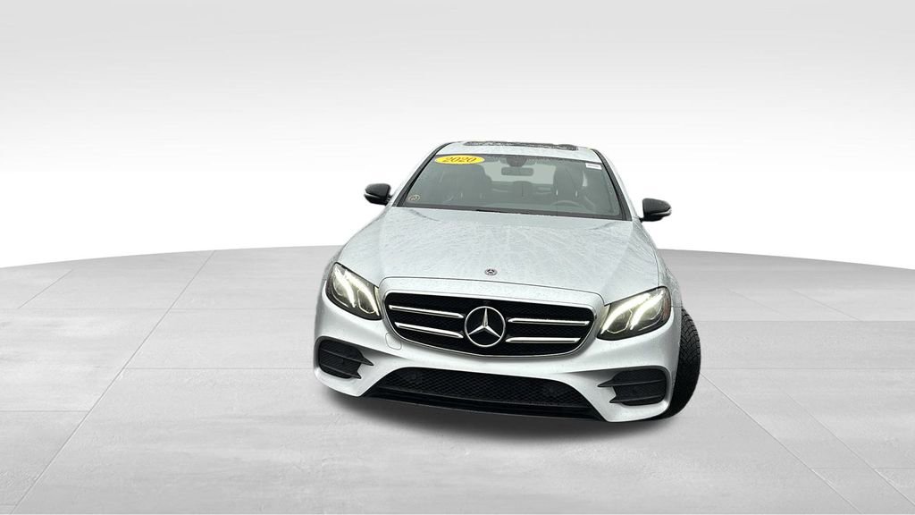 Used 2020 Mercedes-Benz E 350 4MATIC Sedan image 2