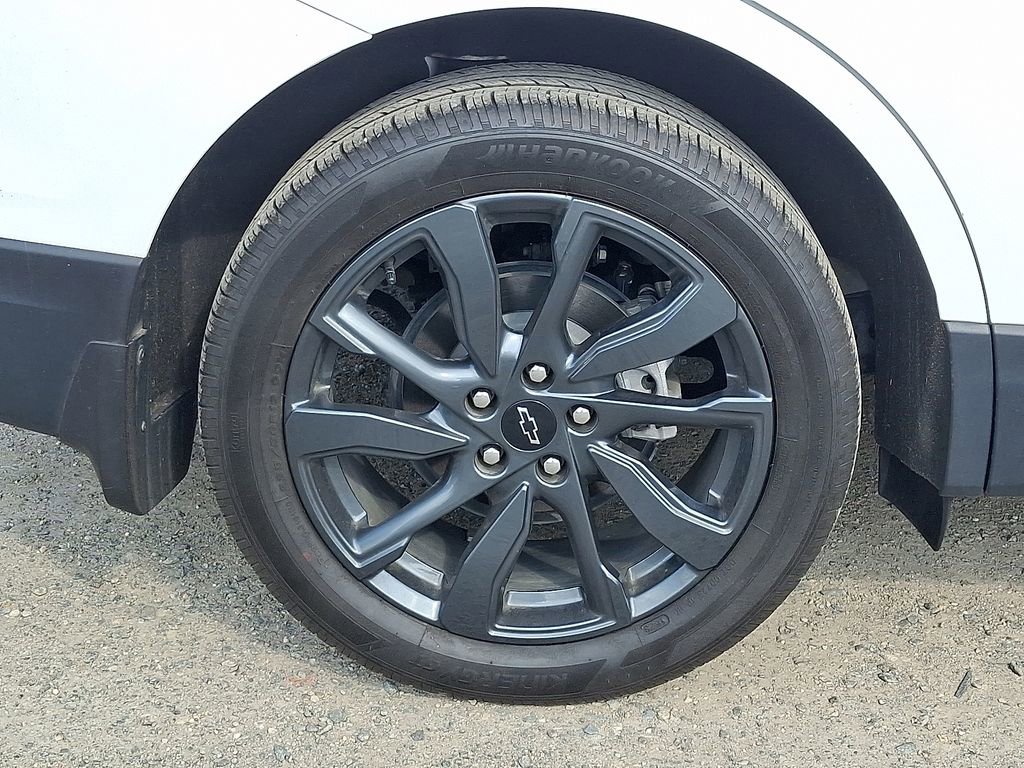 Used 2024 Chevrolet Equinox RS w/ RS Leather Package image 10