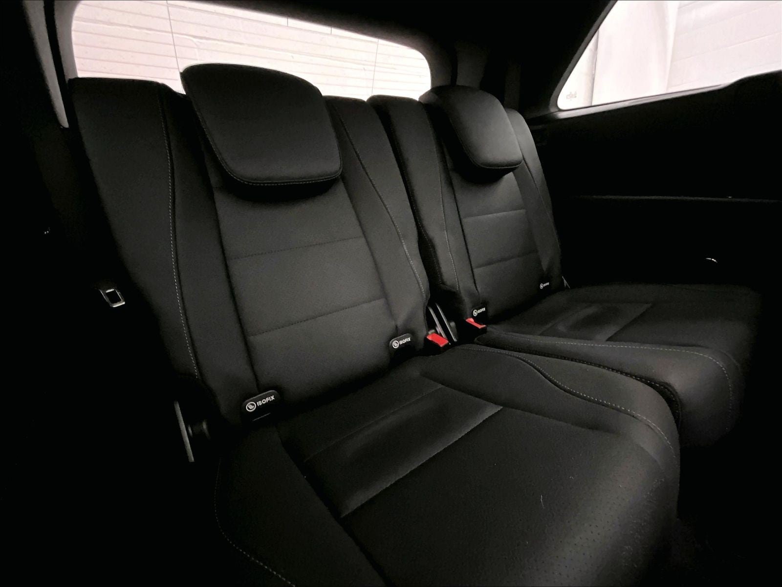 Used 2026 Mercedes-Benz GLS 450 4MATIC image 33