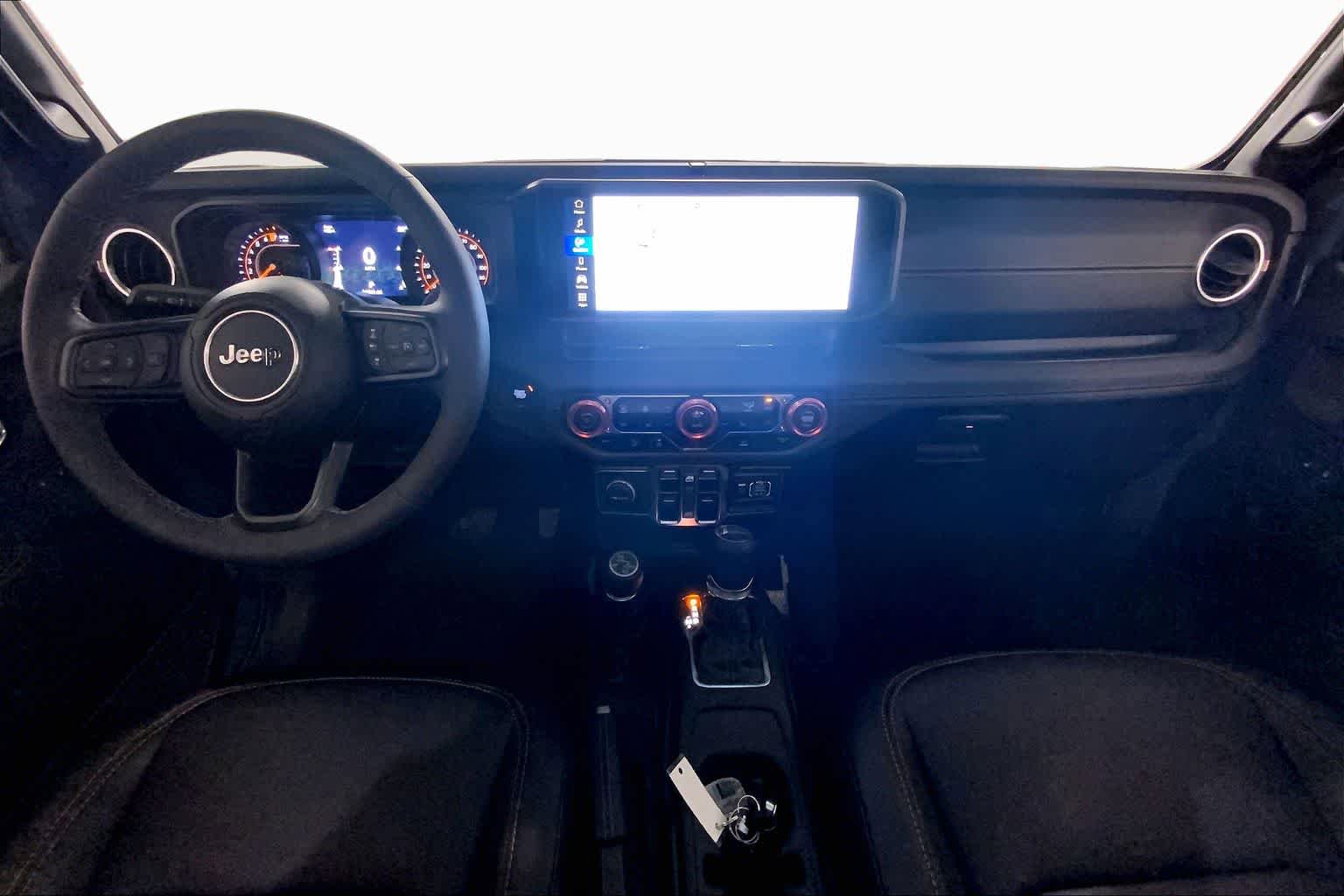 Used 2025 Jeep Gladiator Sport w/ Premium Package AWD/4WD image 15
