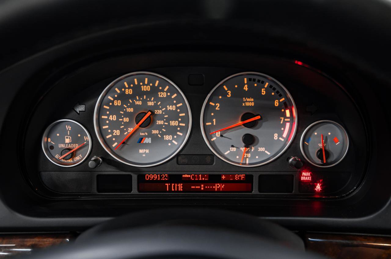 Used 2003 BMW M5 image 19