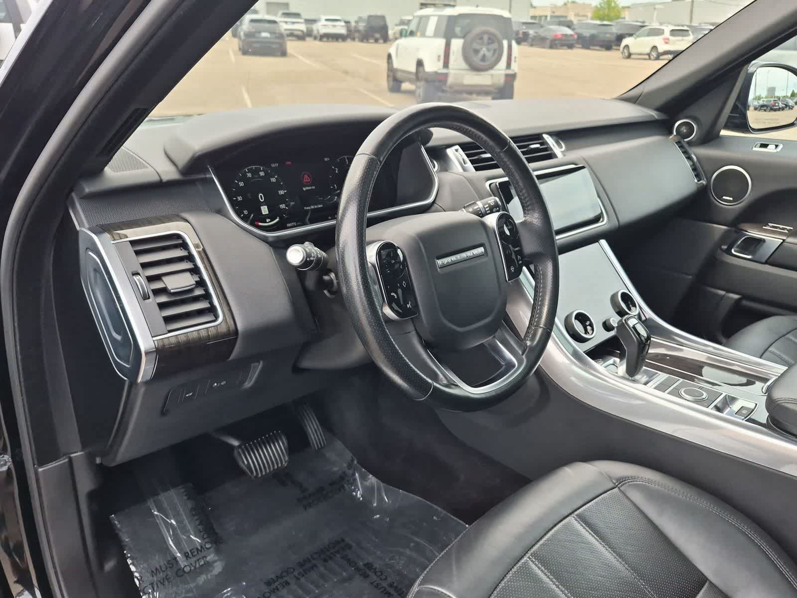 Used 2020 Land Rover Range Rover Sport HSE AWD/4WD image 2