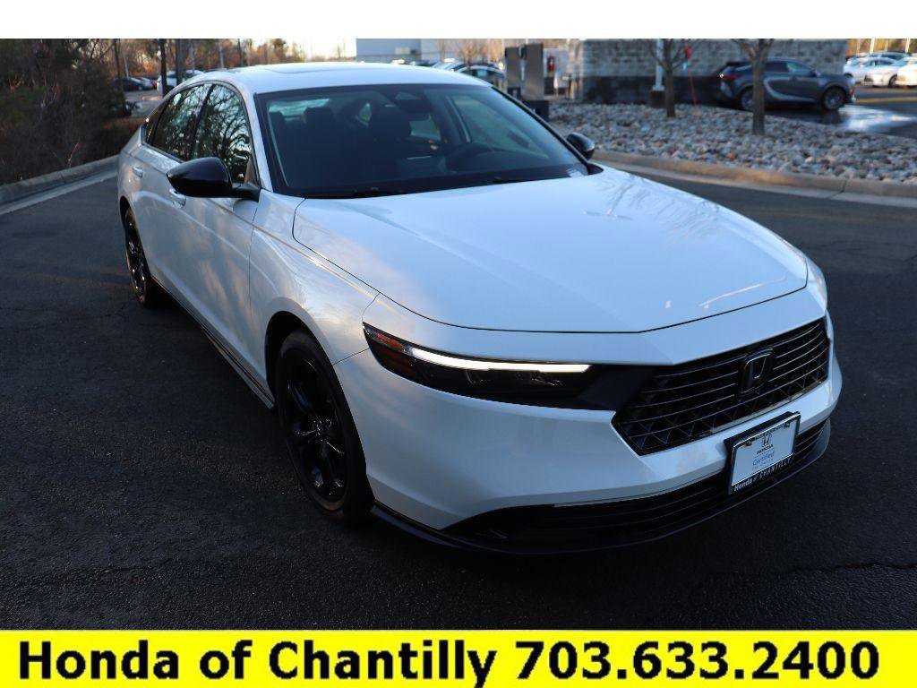 Certified 2025 Honda Accord SE image 1