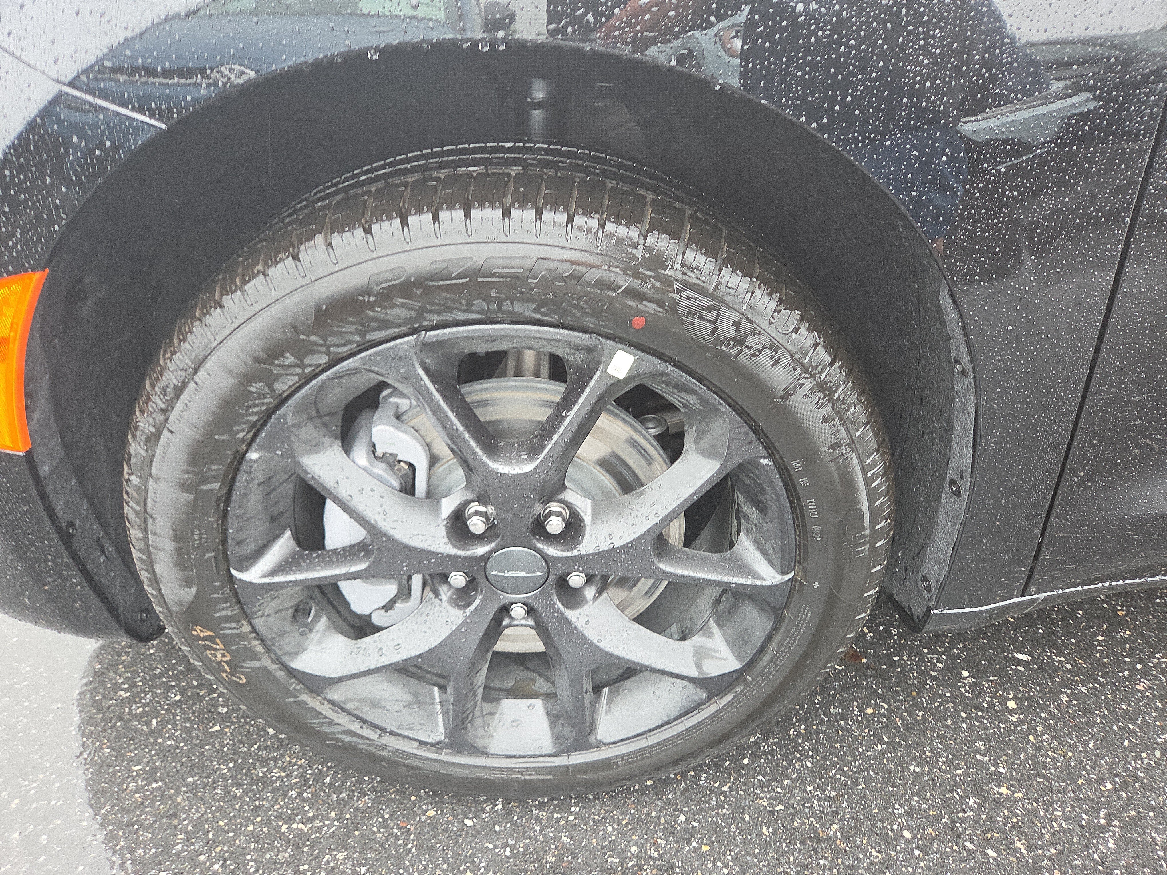 New 2027 Chrysler Pacifica Limited AWD/4WD image 25