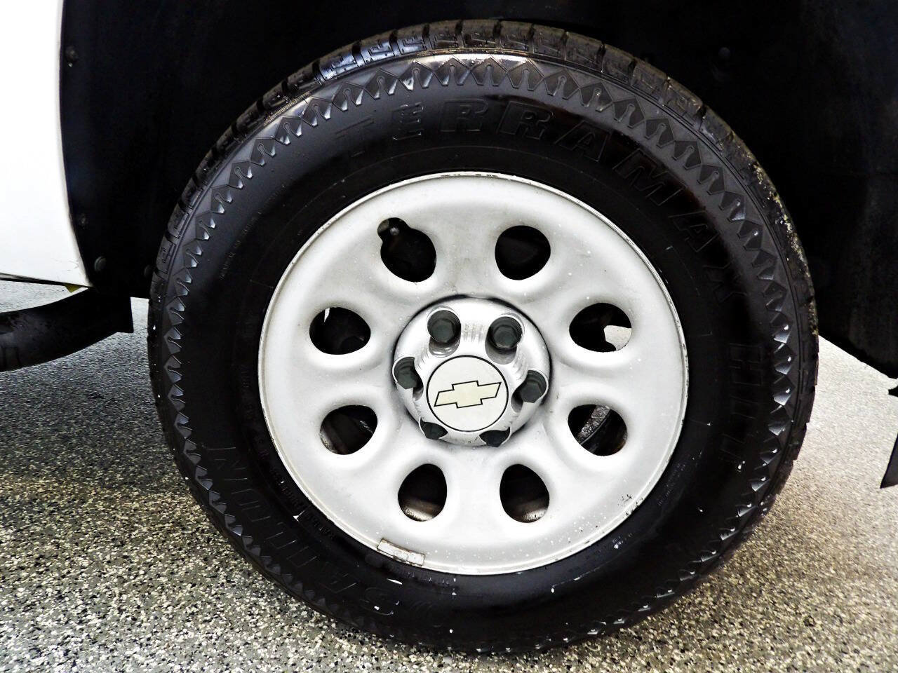 Used 2010 Chevrolet Silverado 1500 W/T RWD image 16