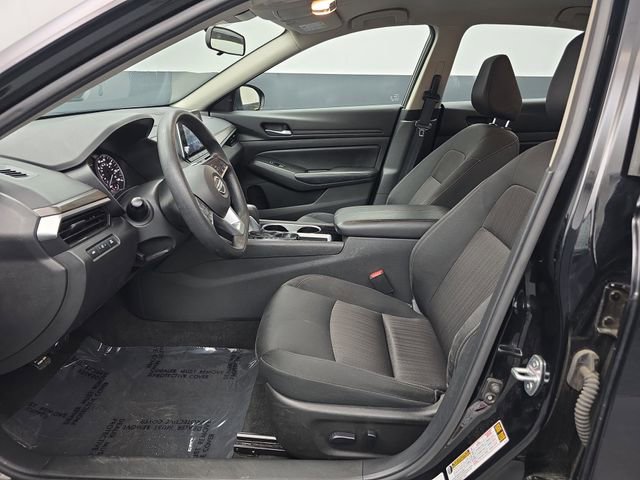 Used 2024 Nissan Altima 2.5 SV image 21