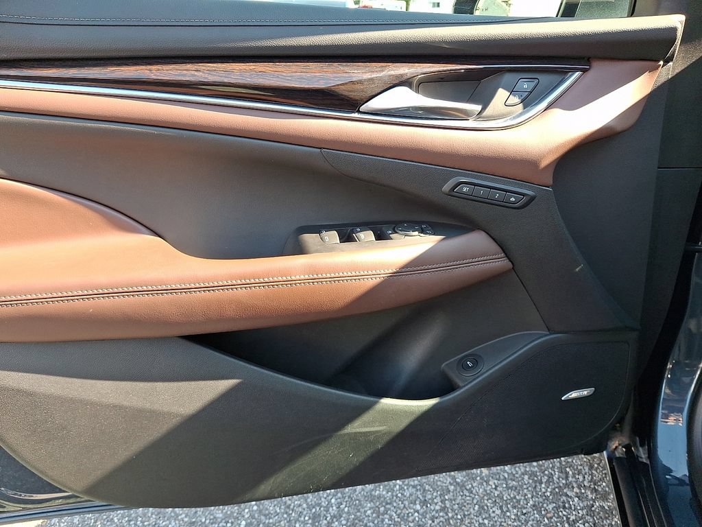 Used 2019 Buick LaCrosse Avenir FWD image 13