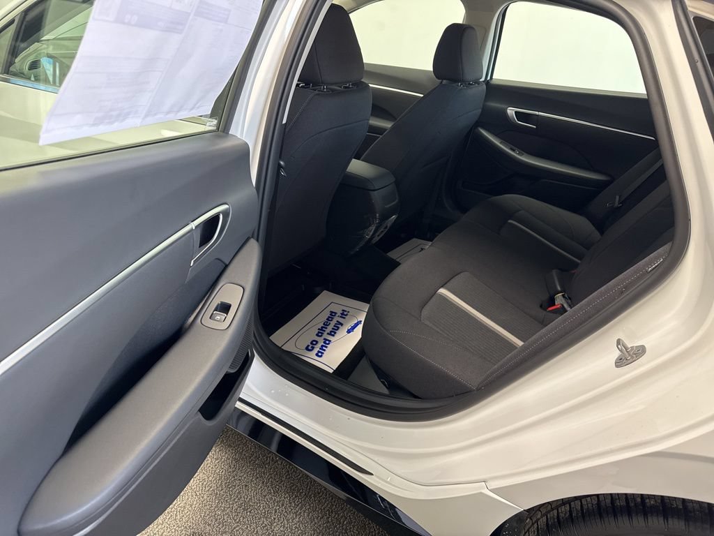 New 2026 Hyundai Sonata SEL FWD image 21