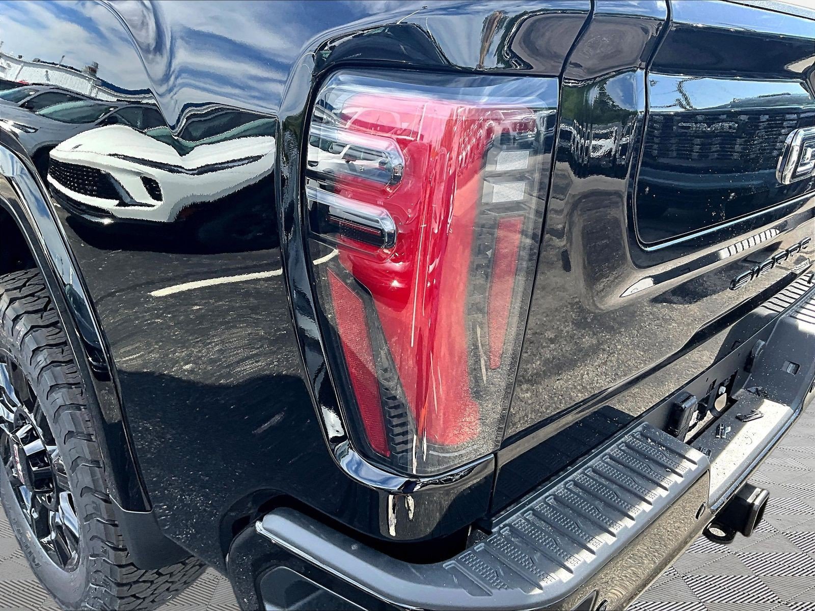 New 2026 GMC Sierra 3500 AT4 w/ AT4 Premium Plus Package AWD/4WD image 15