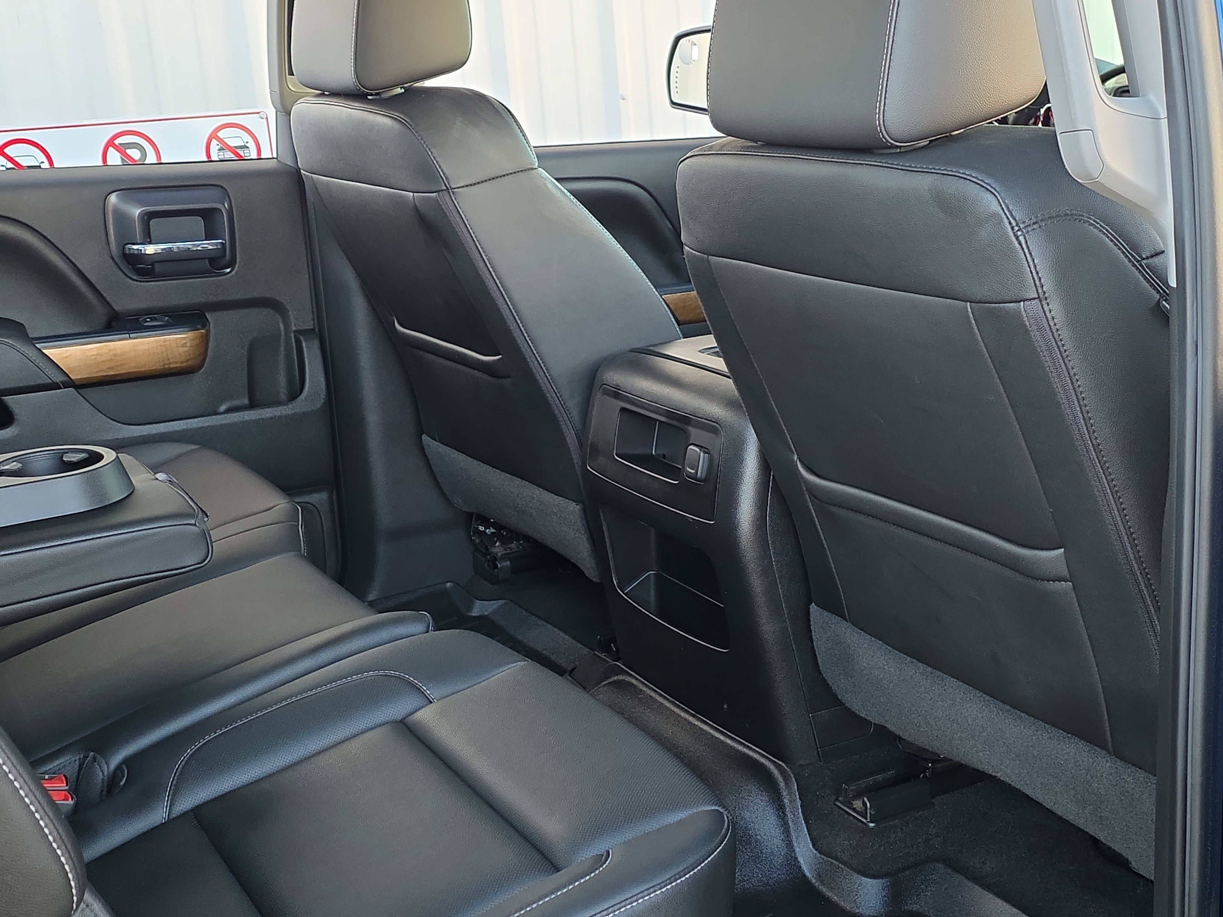 Used 2016 Chevrolet Silverado 1500 LTZ w/ LTZ Plus Package image 28