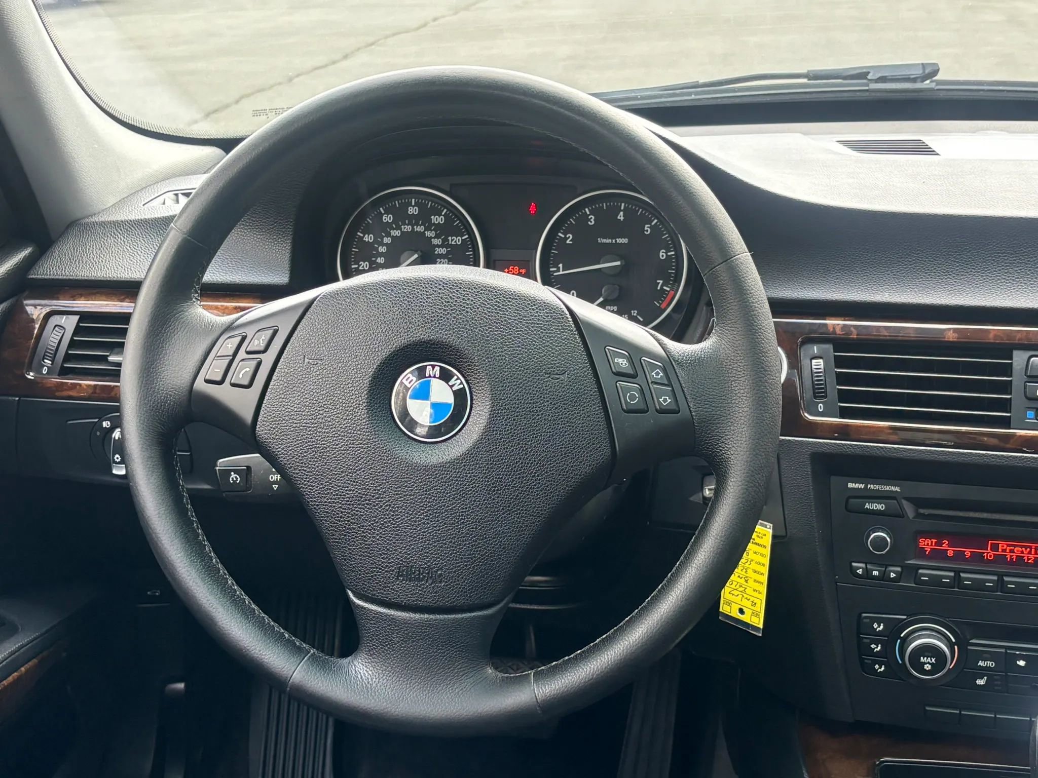 Used 2010 BMW 328i xDrive Sedan AWD/4WD image 27