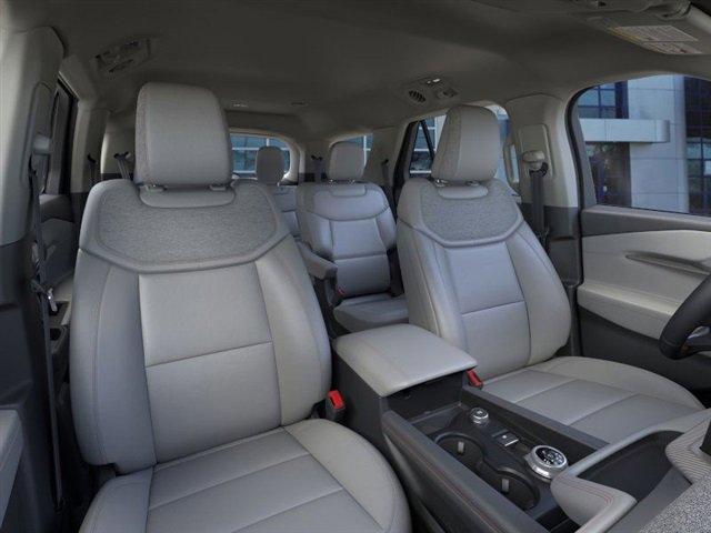 New 2026 Ford Explorer Active w/ Active Comfort Package image 10