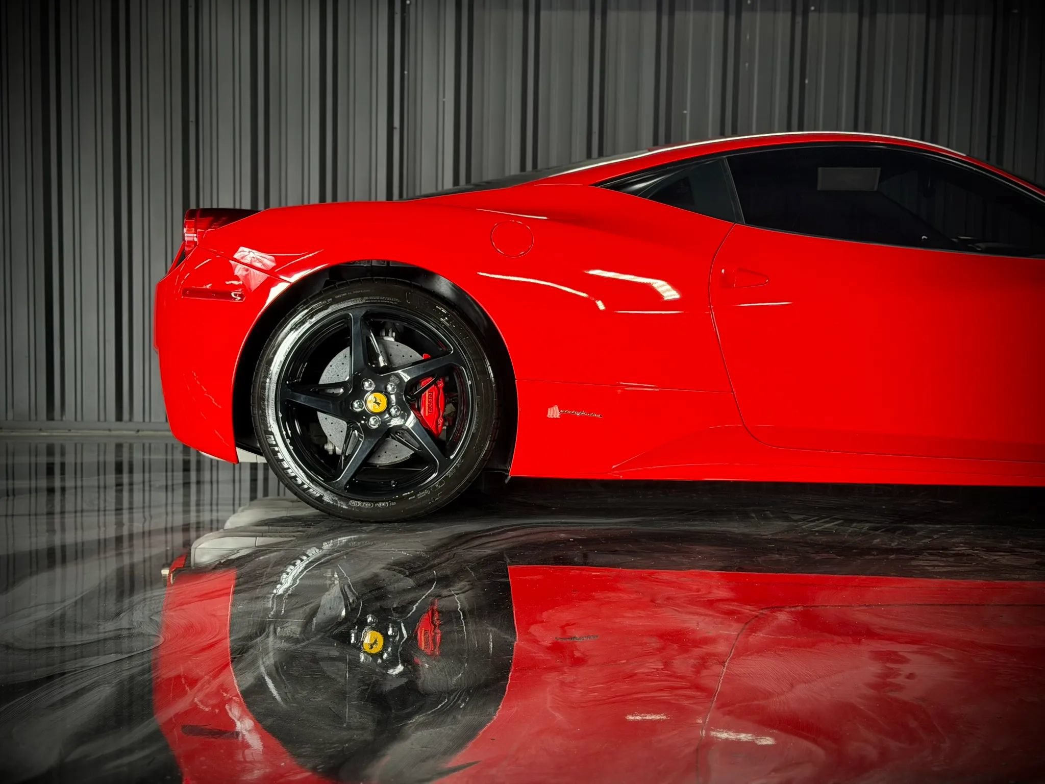 Used 2014 Ferrari 458 Italia Coupe RWD image 11