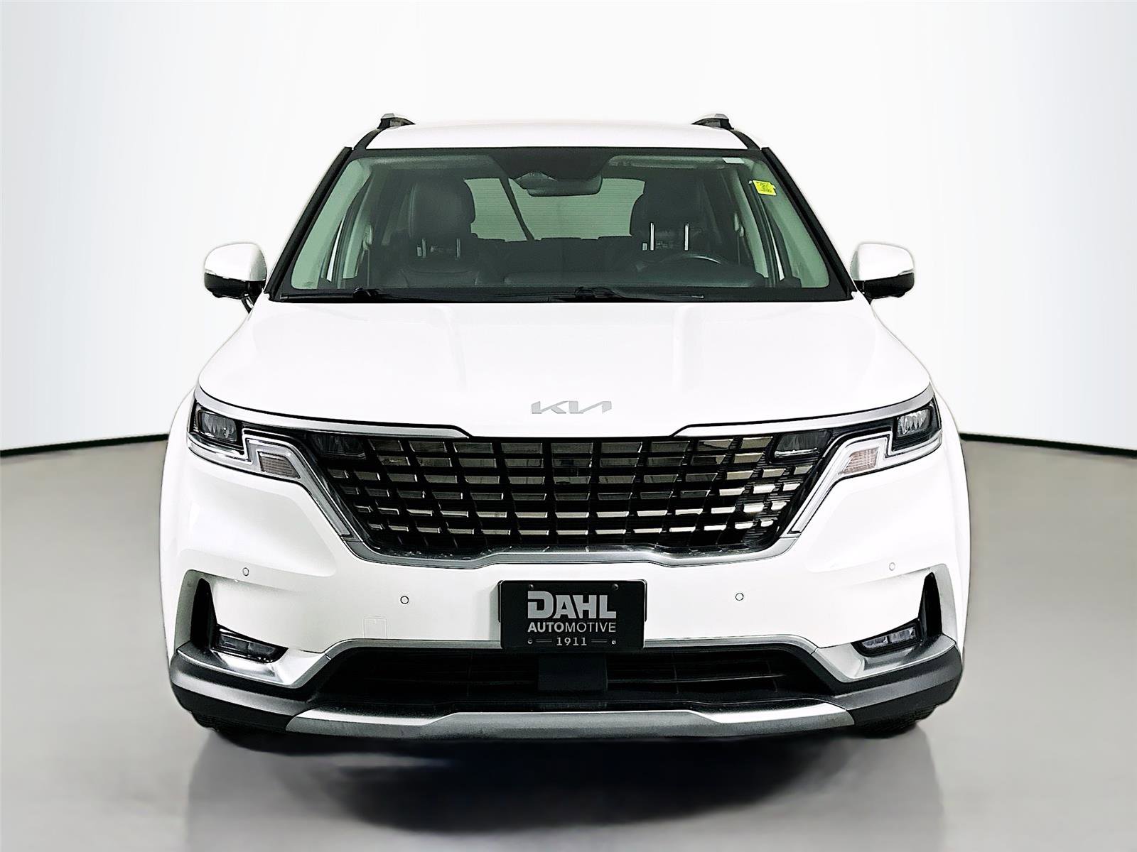 Used 2022 Kia Carnival SX image 3