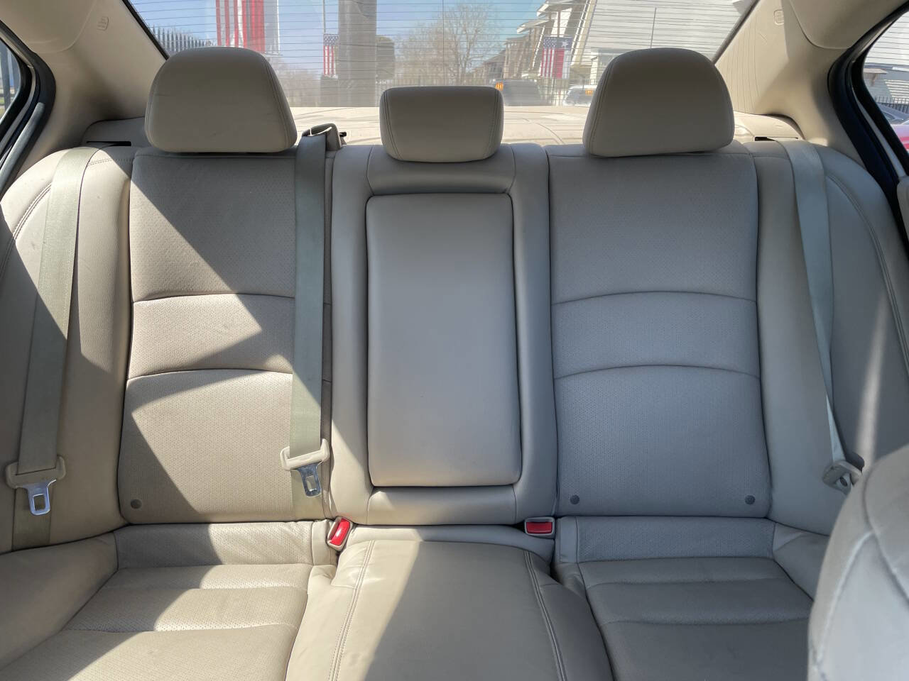 Used 2017 Honda Accord EX-L image 5
