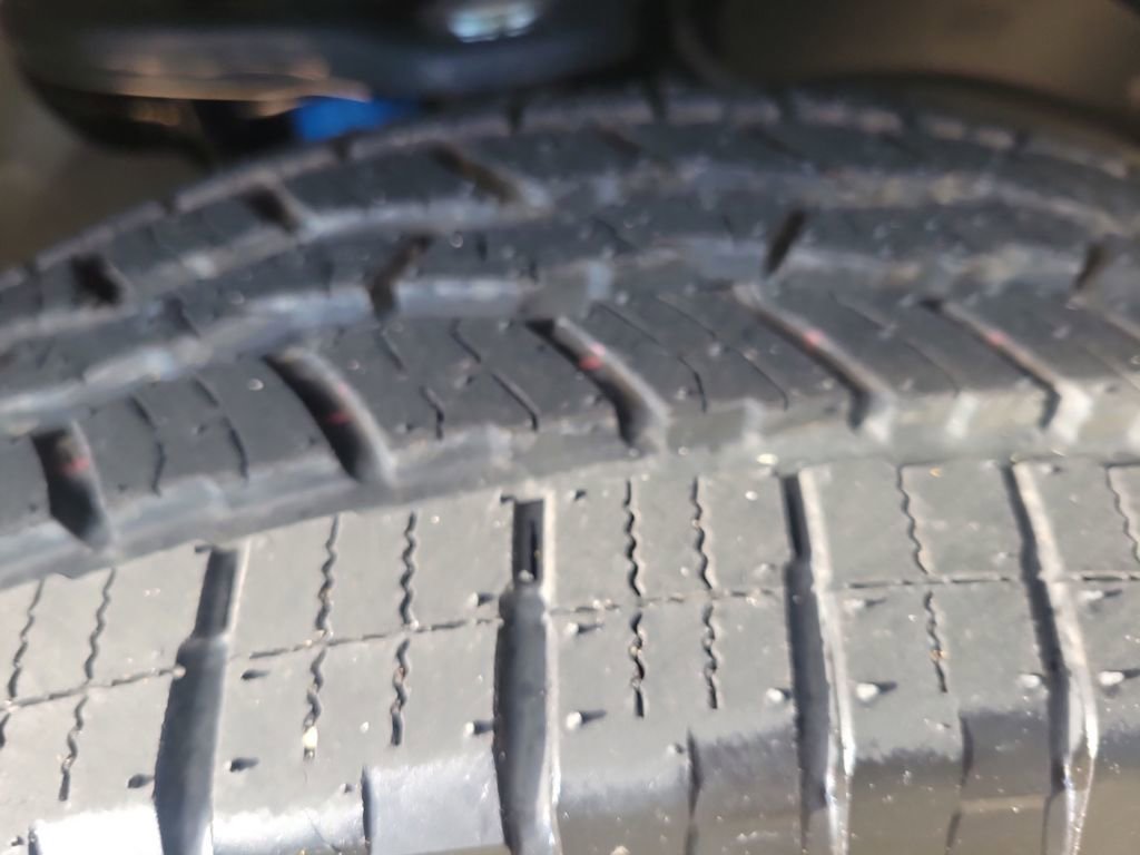 Certified 2025 Toyota Tacoma TRD Off-Road image 29