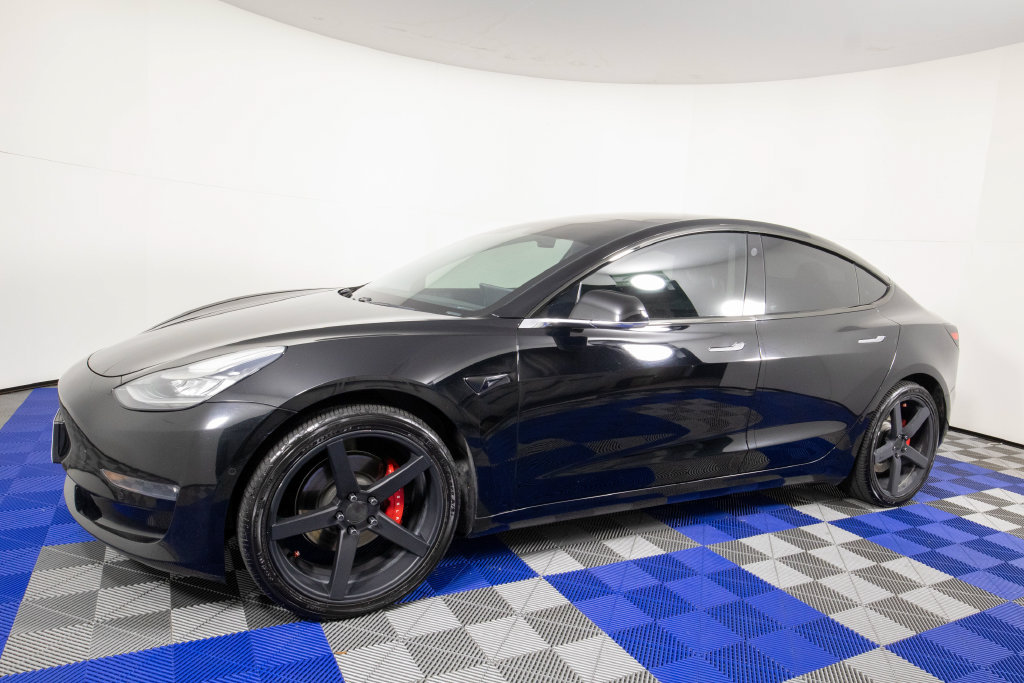 Used 2019 Tesla Model 3 Standard Range Plus RWD image 2