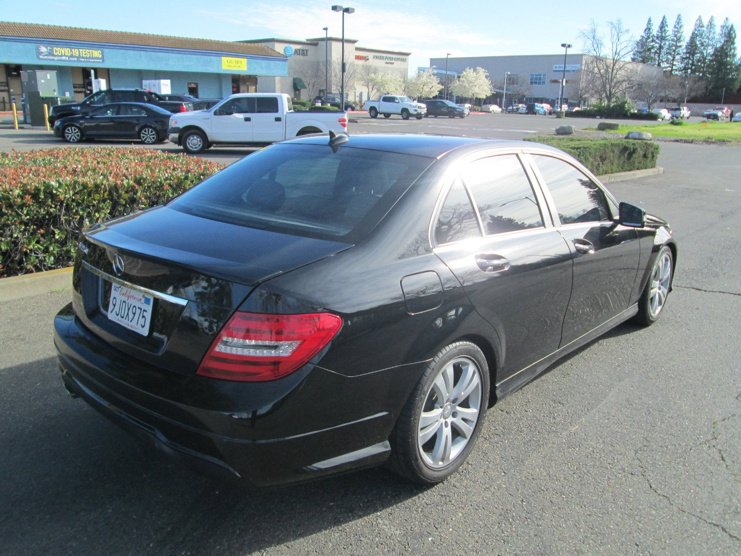 Used 2013 Mercedes-Benz C 250 Sedan image 4