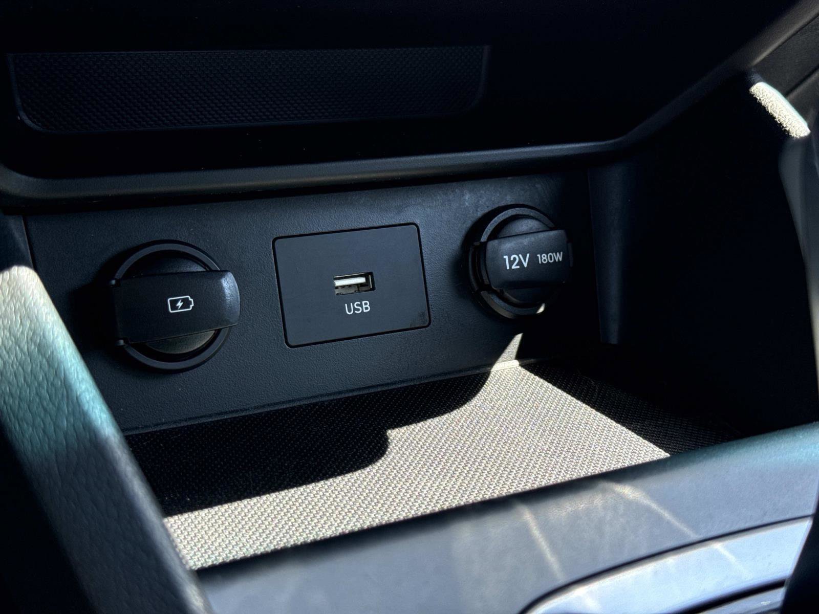 Certified 2023 Hyundai Kona SEL AWD/4WD image 7