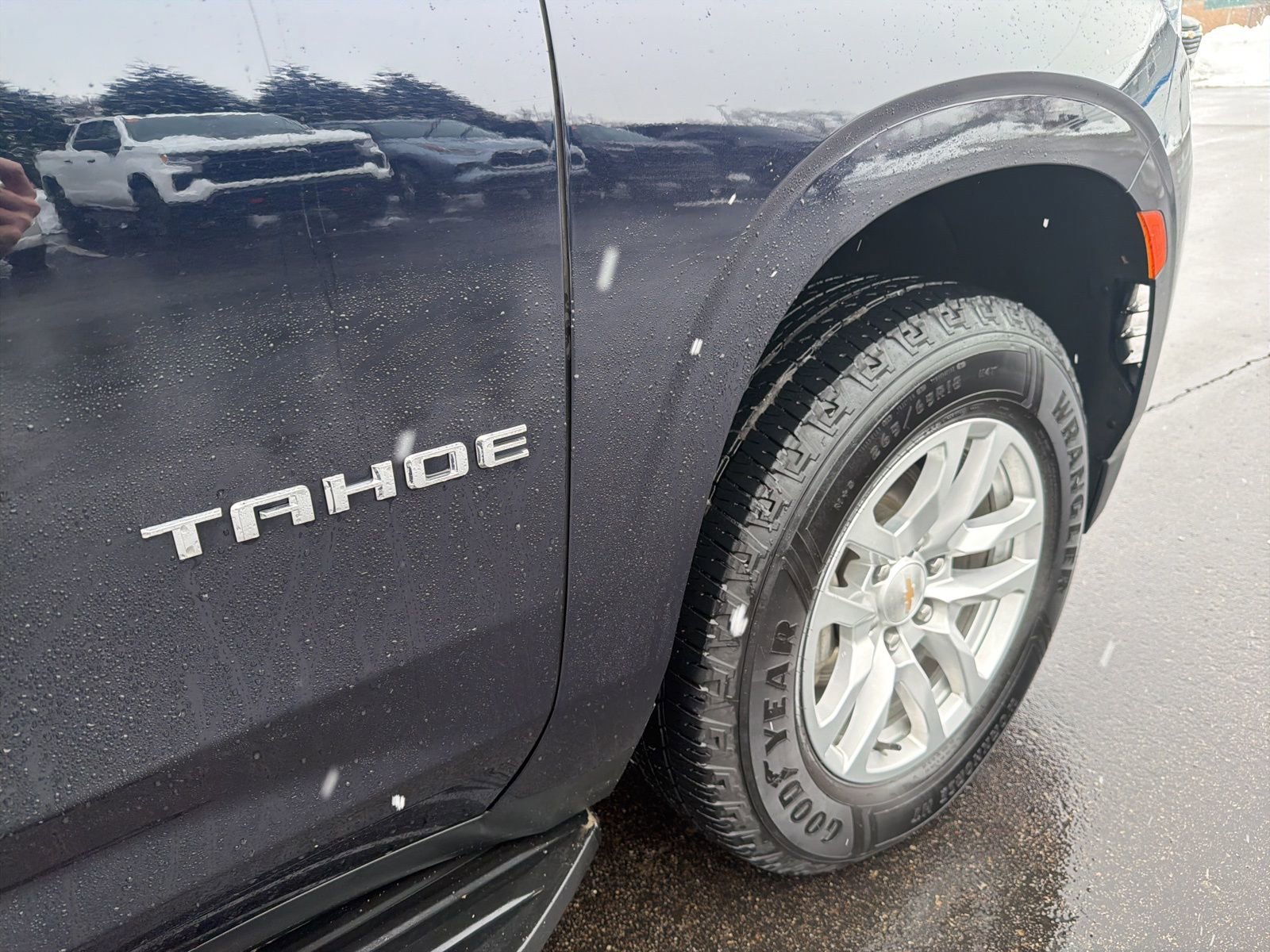 Used 2024 Chevrolet Tahoe LT image 30