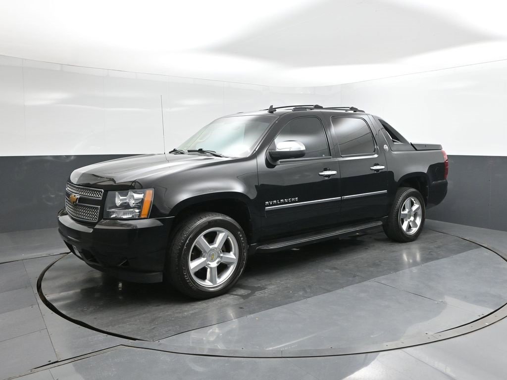Used 2013 Chevrolet Avalanche LTZ