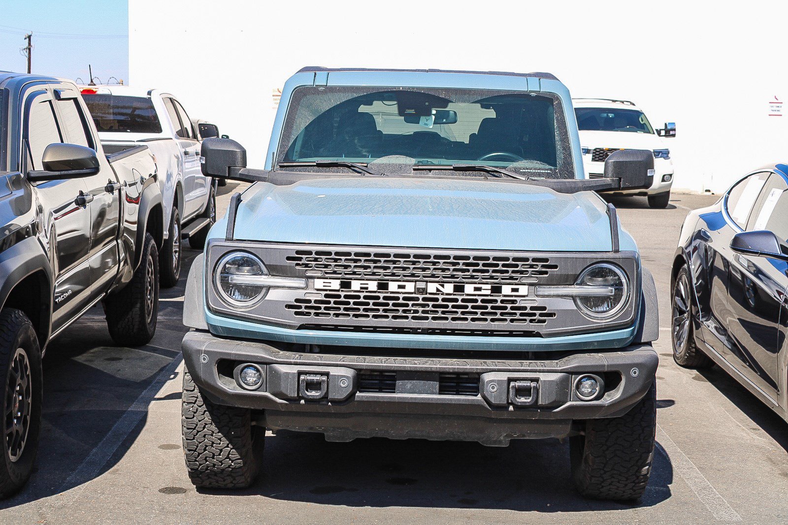Used 2023 Ford Bronco Badlands AWD/4WD image 2