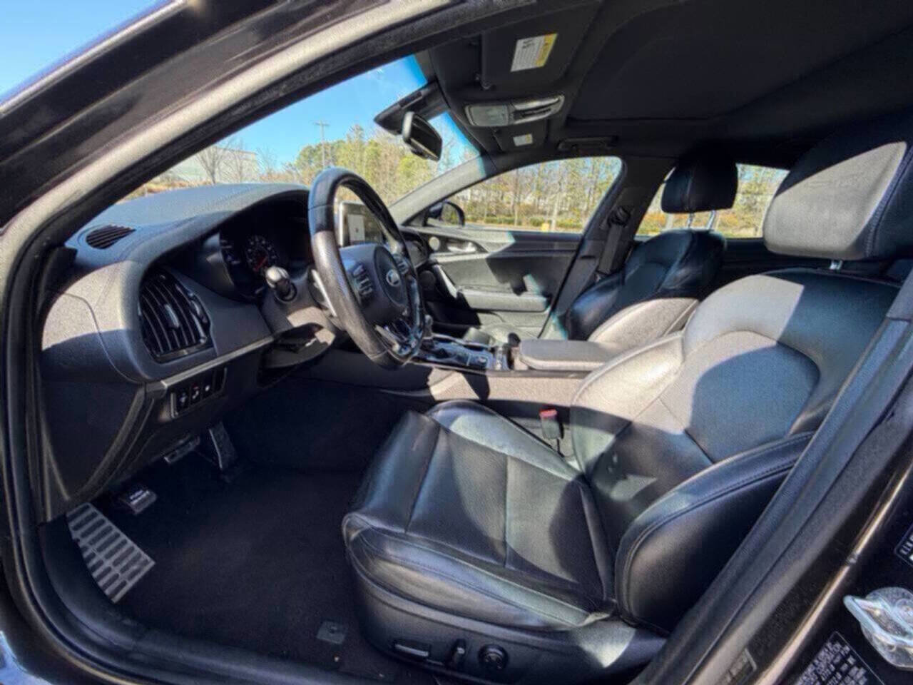 Used 2021 Kia Stinger GT-Line w/ Sun & Sound Package RWD image 24