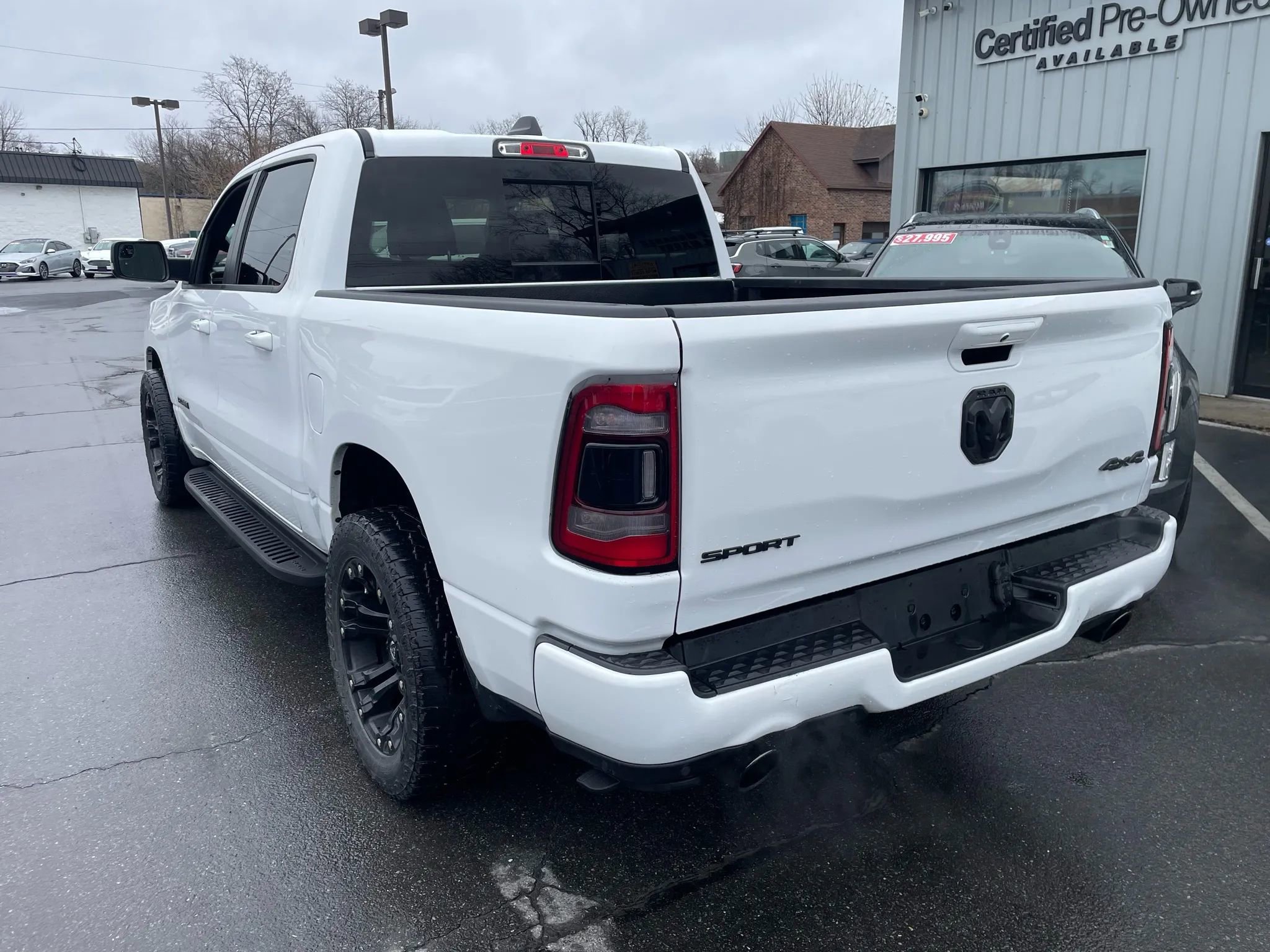 Used 2020 RAM 1500 Sport w/ Advanced Safety Group AWD/4WD image 4