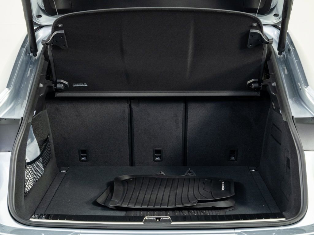 New 2026 Porsche Cayenne Base image 31