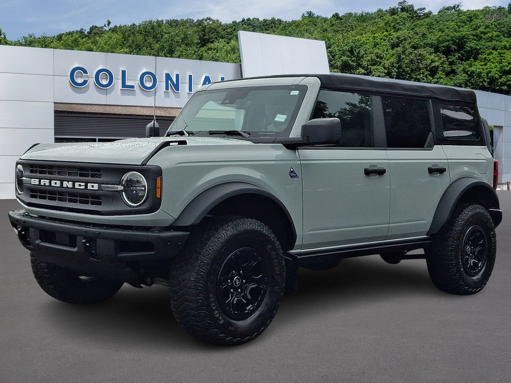 Used 2022 Ford Bronco Black Diamond w/ Sasquatch Package AWD/4WD image 3