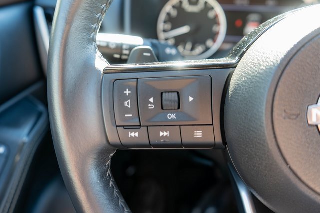 Used 2023 Nissan Rogue SL w/ SL Premium Package image 26