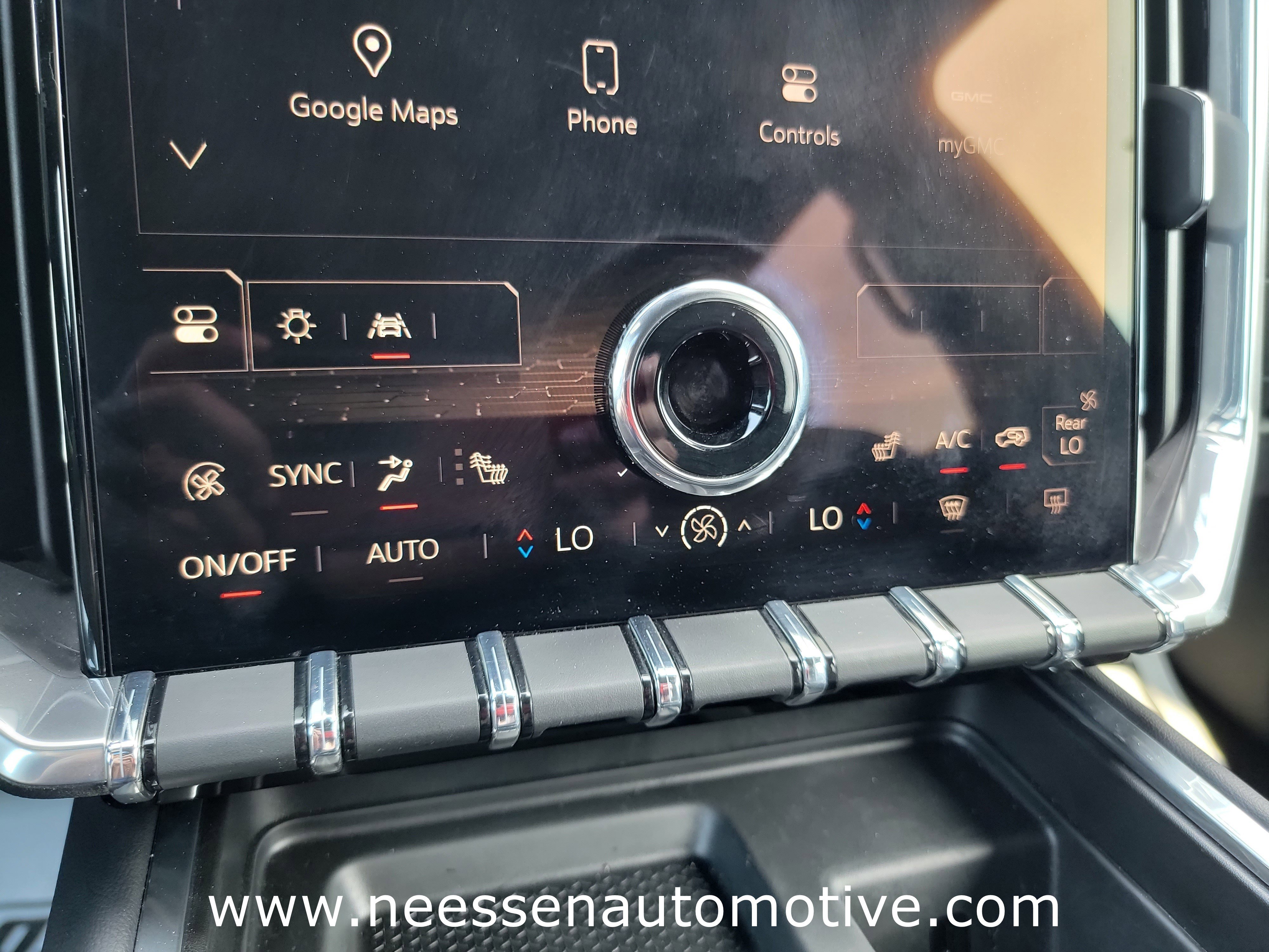 Used 2025 GMC Acadia Elevation image 26