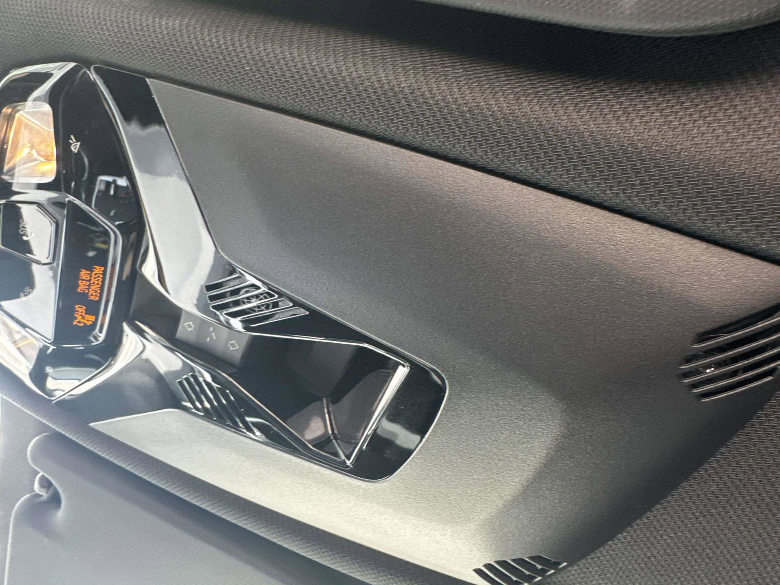 Certified 2026 BMW X1 xDrive28i w/ Technology Package image 25