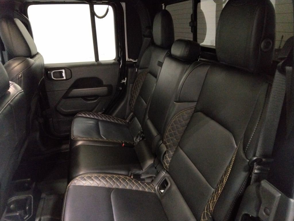 Used 2021 Jeep Gladiator Overland image 37