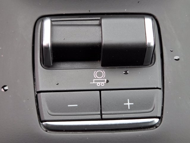 Used 2026 GMC Sierra 1500 Denali AWD/4WD image 32