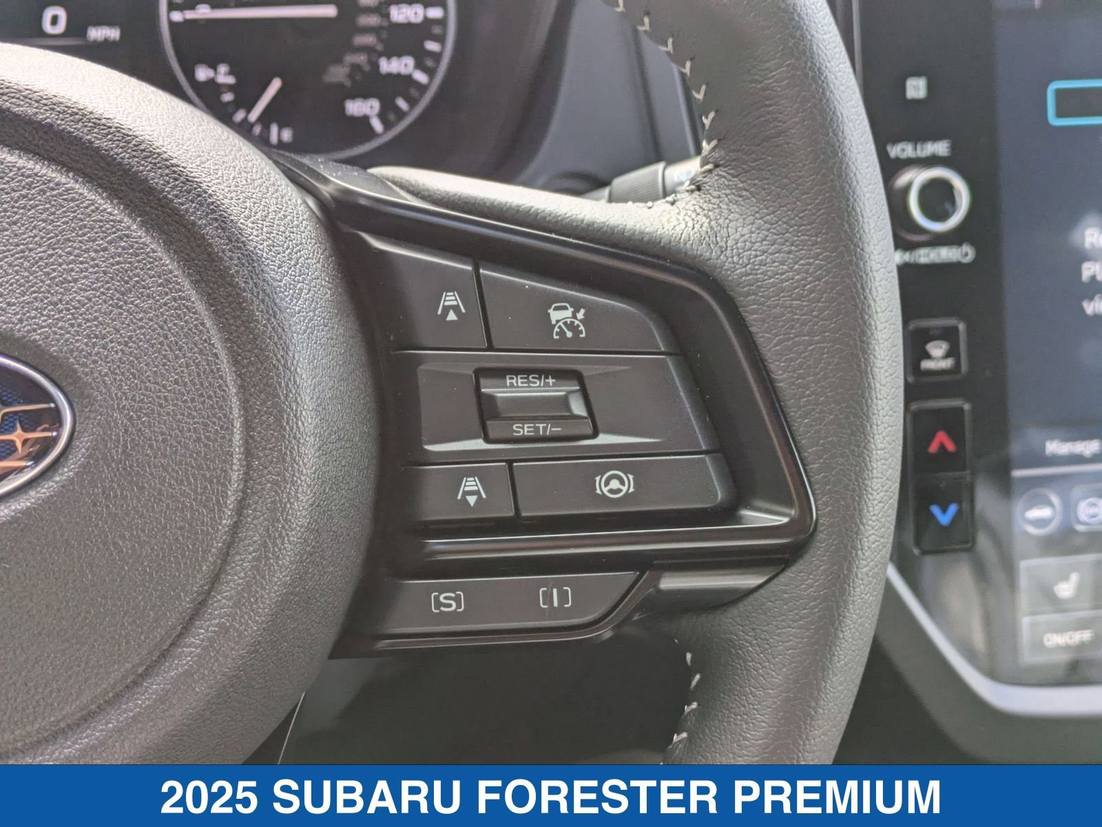 Certified 2025 Subaru Forester Premium image 18